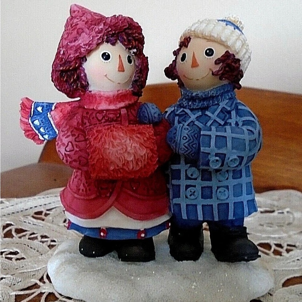 NEW Enesco Raggedy Ann & Andy "To Have A Friend is to Be Happy" Figurine